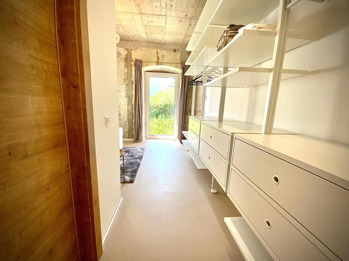 Waterfront - Urbane Eleganz Am Bachufer Apartment Villach Exterior photo