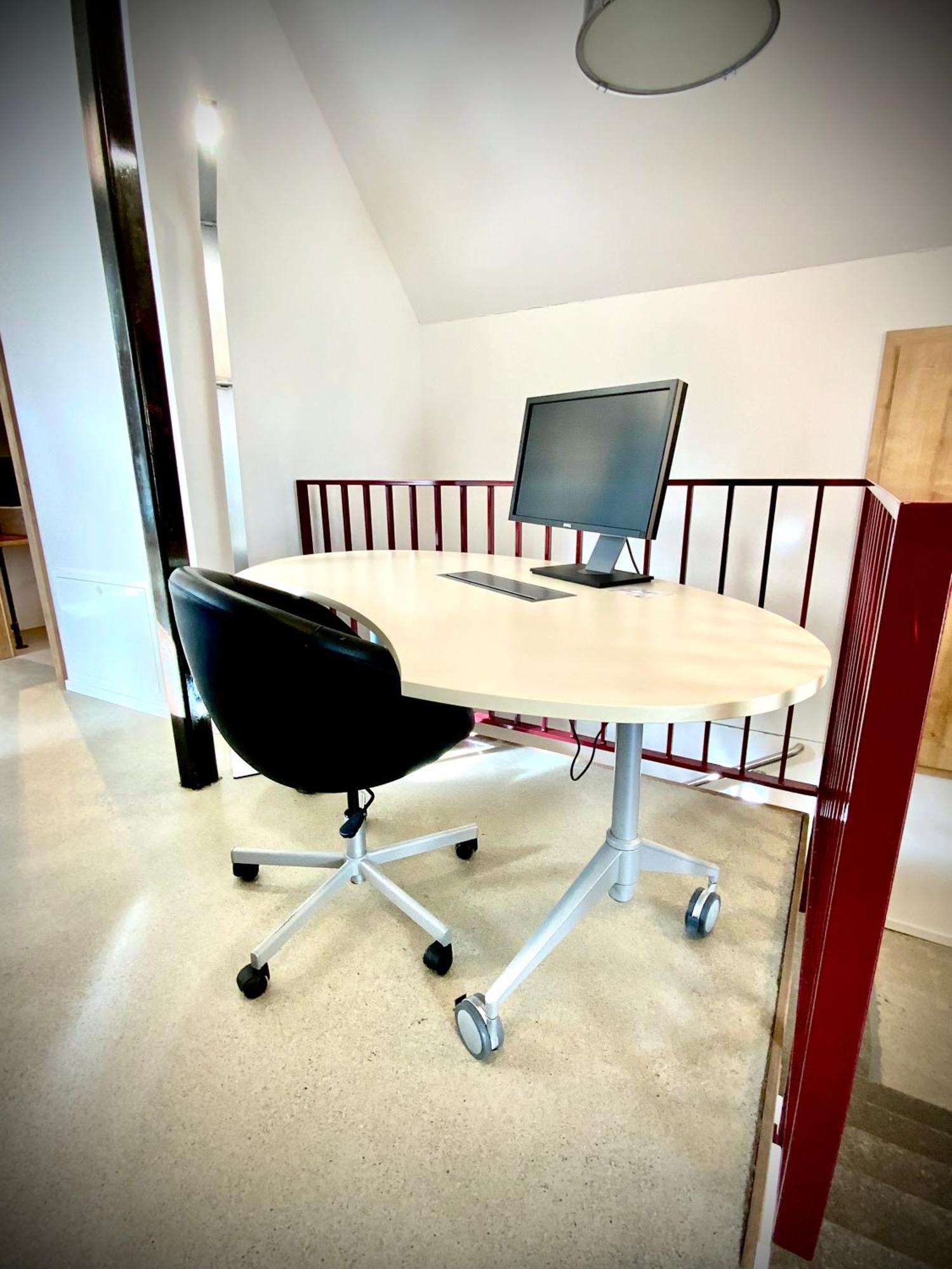 Waterfront - Urbane Eleganz Am Bachufer Apartment Villach Room photo